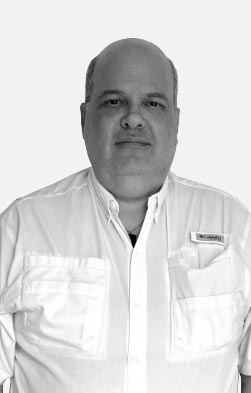 Avlino-team-martin-vertical